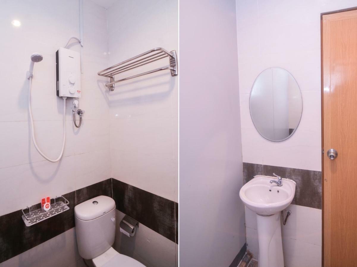 Oyo 1119 Memoire Express Hotel クチン エクステリア 写真