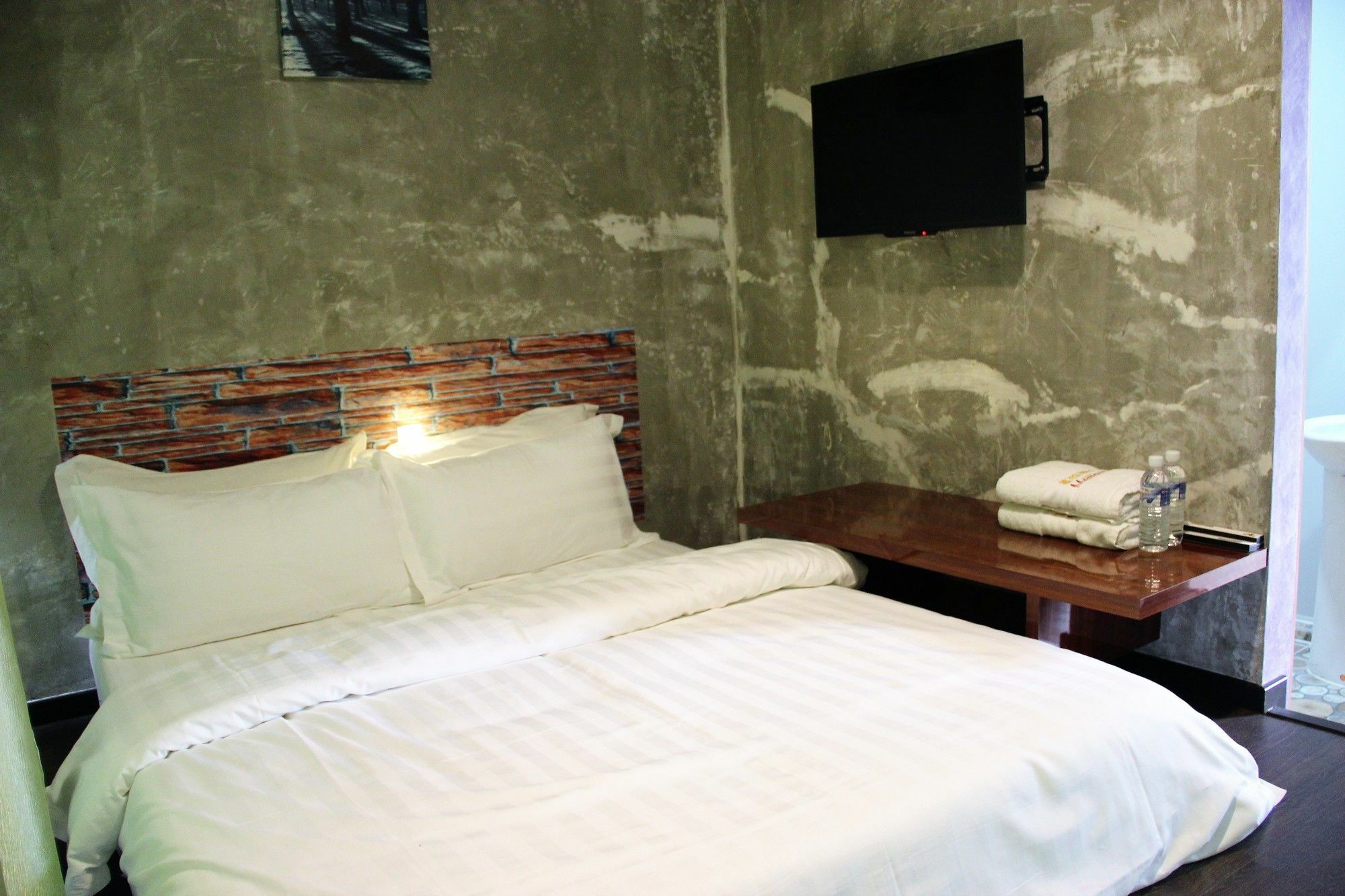 Oyo 1119 Memoire Express Hotel クチン エクステリア 写真
